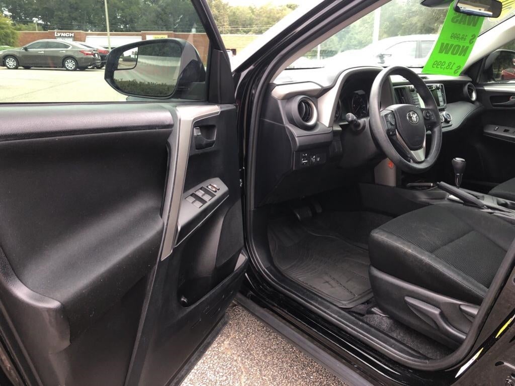 2017 Toyota RAV4 LE 2T3ZFREV5HW345689