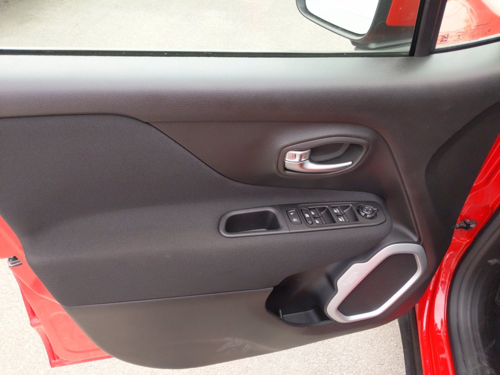 2020 Jeep Renegade RENEGADE LATITUDE FWD