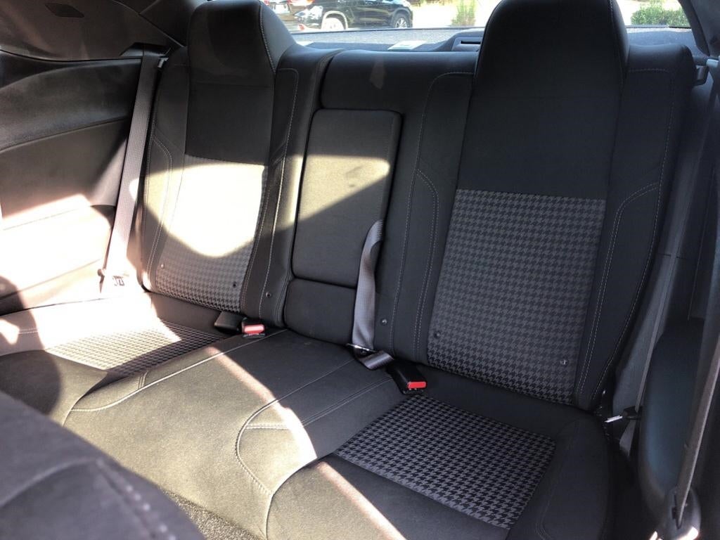 2019 Dodge Challenger SXT 2C3CDZAGXKH739672