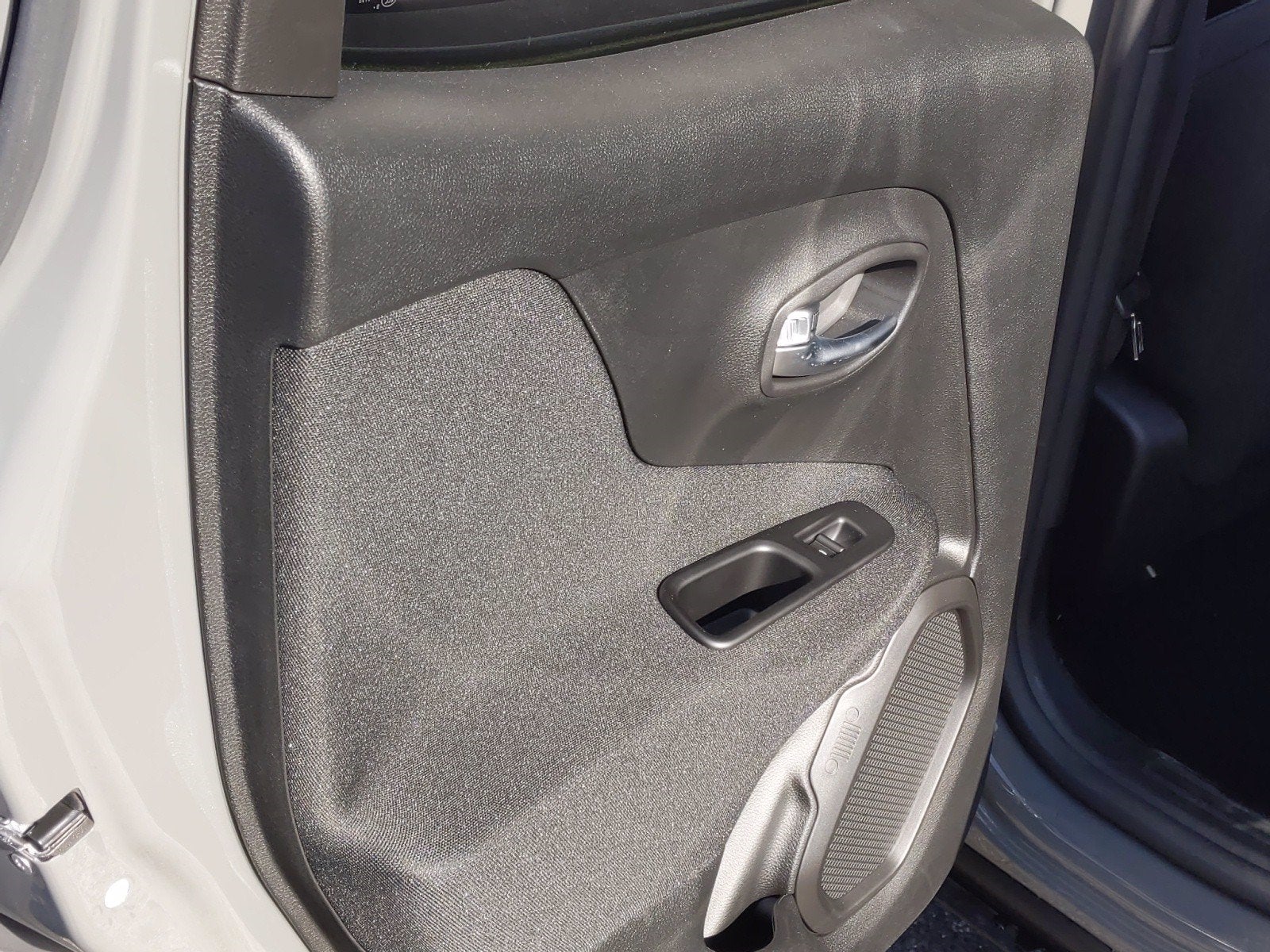 2020 Jeep Renegade RENEGADE SPORT FWD