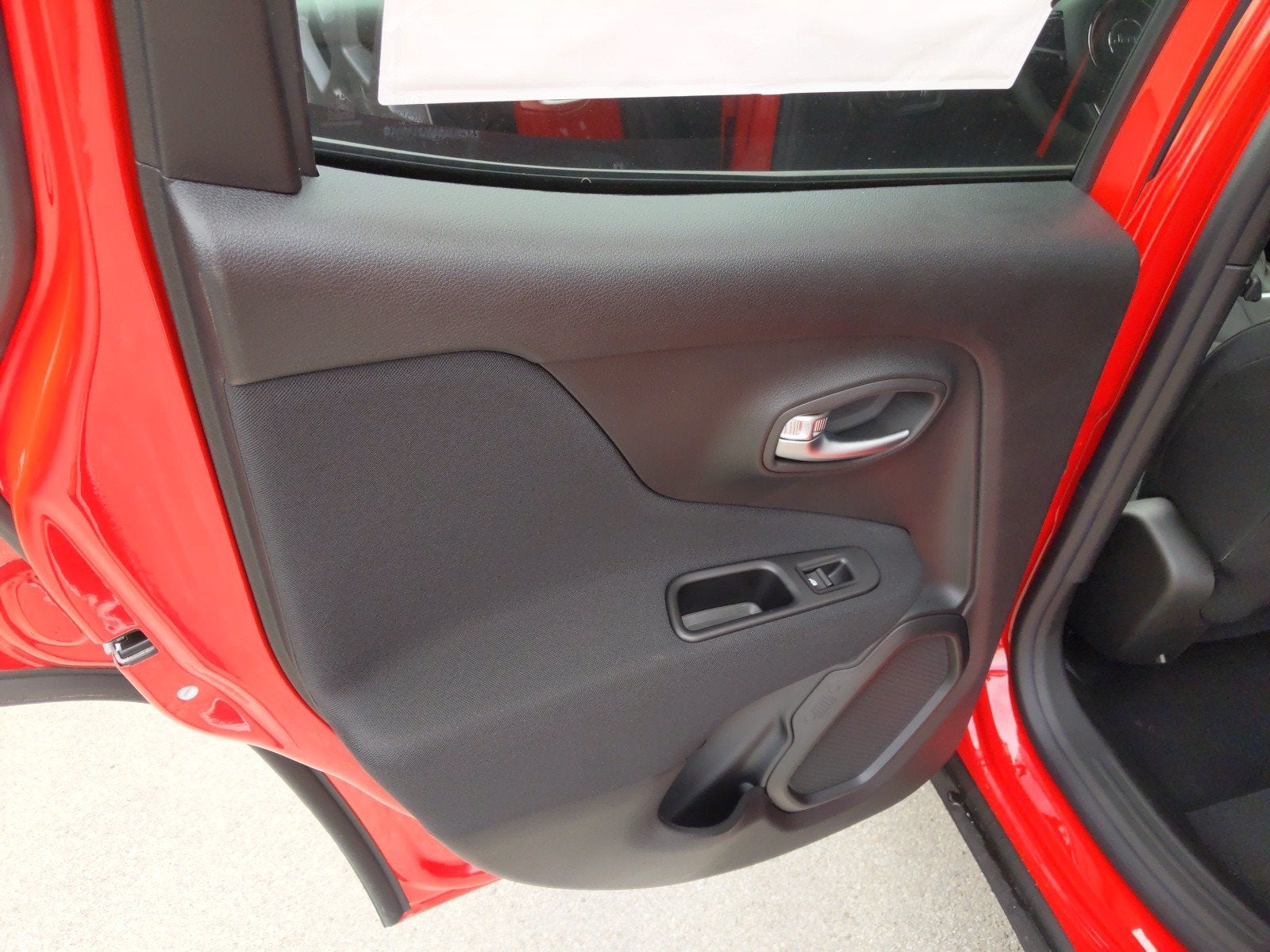 2020 Jeep Renegade RENEGADE LATITUDE FWD