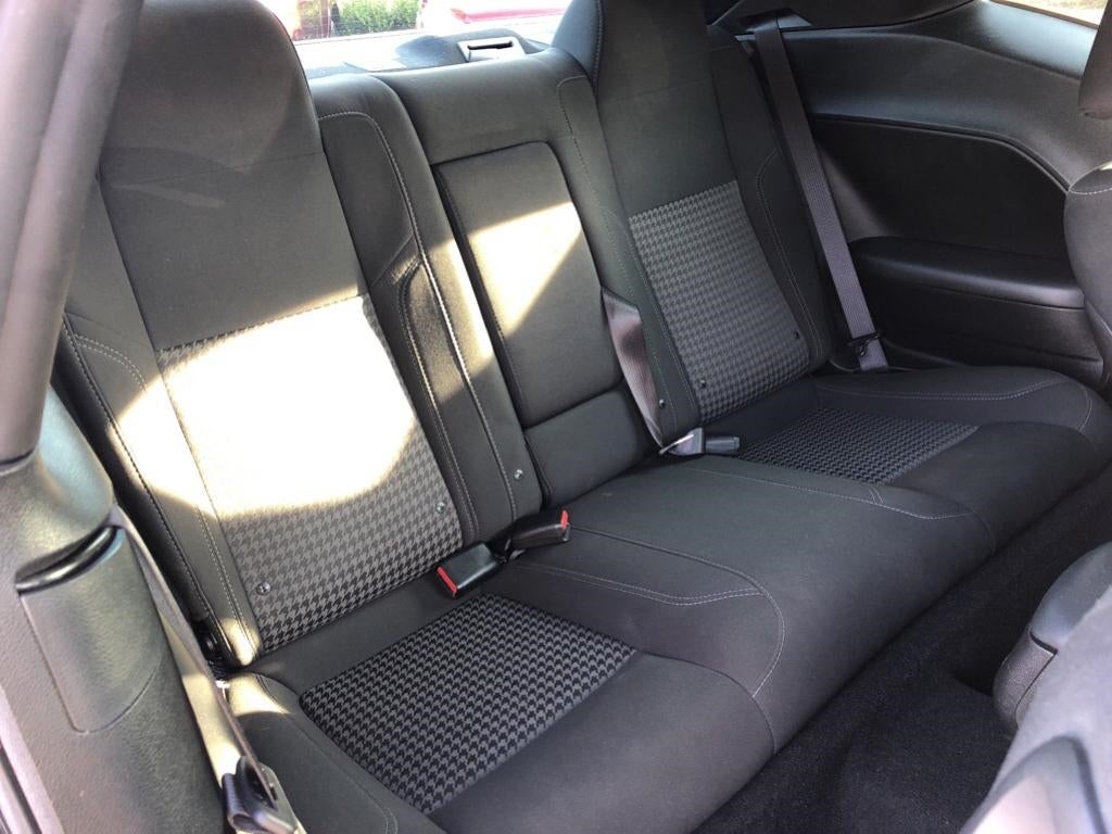 2019 Dodge Challenger SXT 2C3CDZAGXKH739672