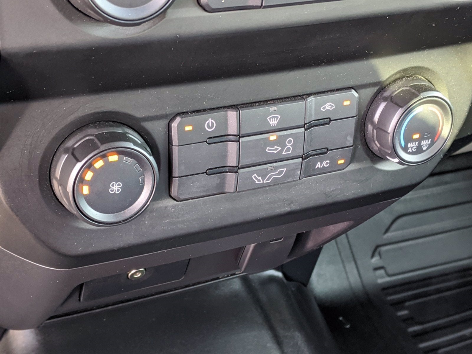 2015 Ford F-150 Base