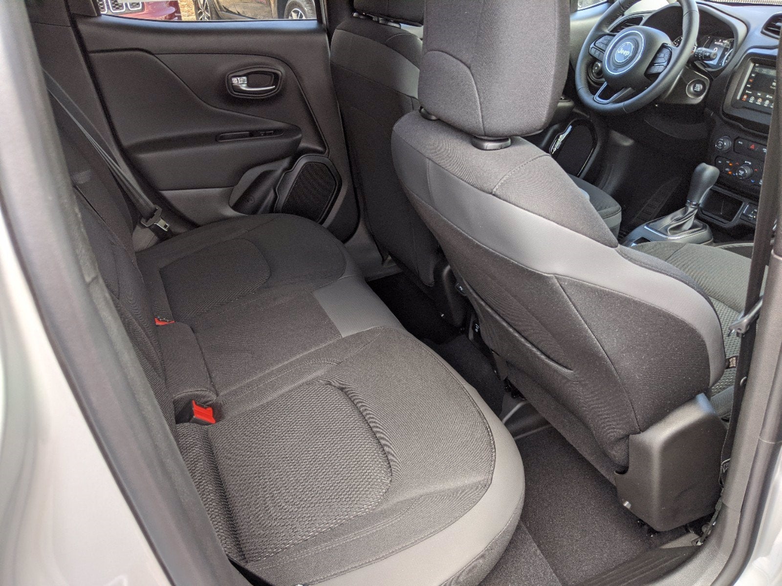 2020 Jeep Renegade RENEGADE ALTITUDE FWD