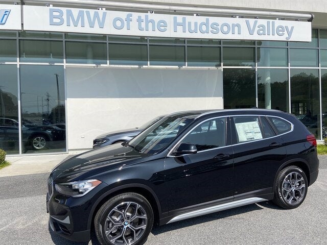 2021 BMW X1 28i