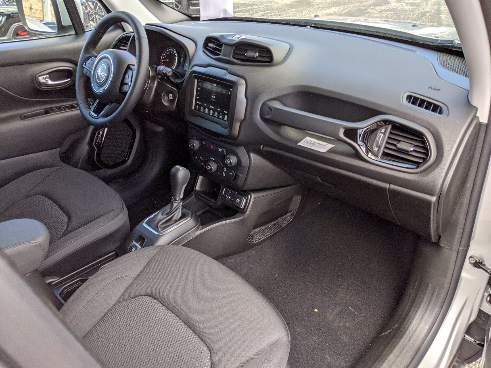 2020 Jeep Renegade RENEGADE ALTITUDE FWD