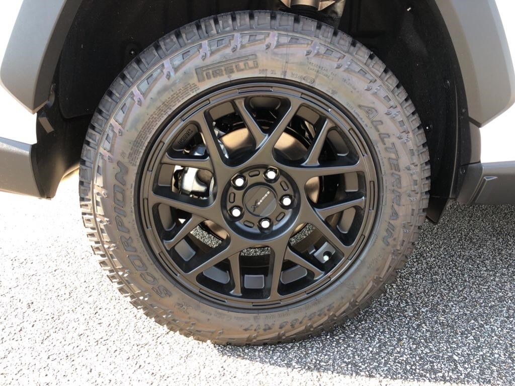 2020 Toyota RAV4 XLE 2T3W1RFVXLC083050