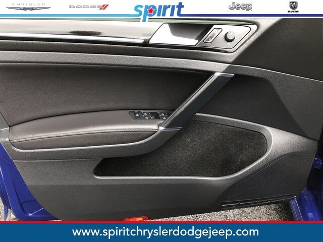 2015 Volkswagen Golf R 4-Door