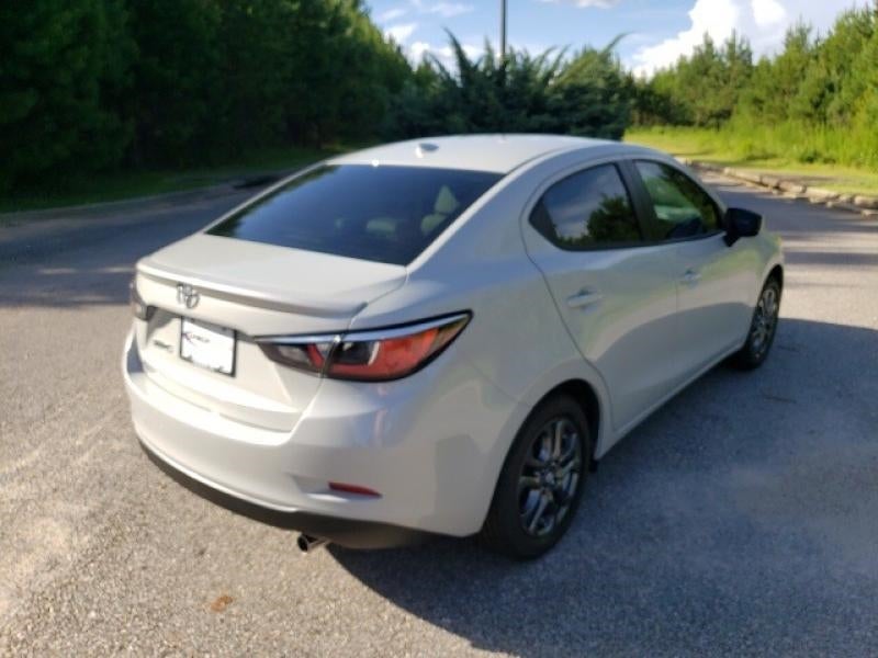 2020 Toyota Yaris LE 3MYDLBYV5LY712486