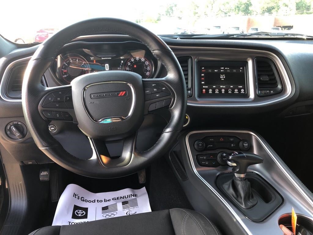 2019 Dodge Challenger SXT 2C3CDZAGXKH739672
