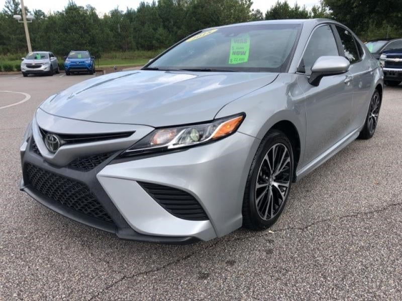 2018 Toyota Camry SE 4T1B11HK7JU129523