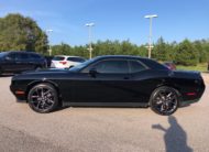 2019 Dodge Challenger SXT 2C3CDZAGXKH739672