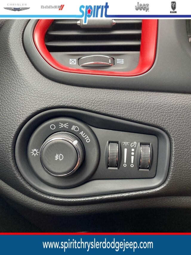 2020 Jeep Renegade RENEGADE TRAILHAWK® 4X4