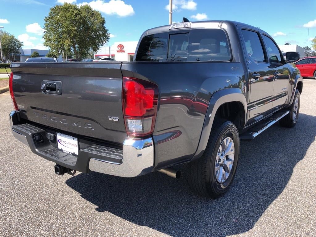 2018 Toyota Tacoma SR5 3TMAZ5CN9JM058105