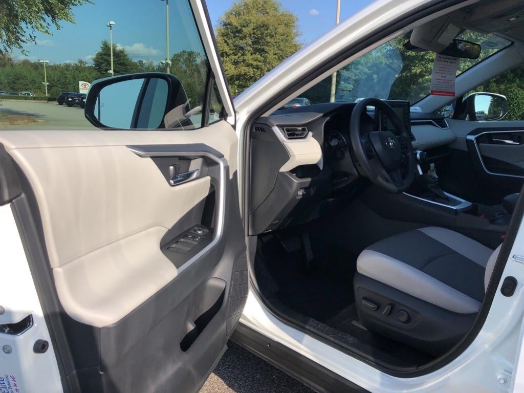 2020 Toyota RAV4 XLE 2T3W1RFVXLC083050